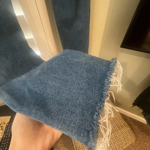 GOOD AMERICAN JEANS
